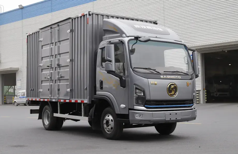 SAGMOTO heavy trucks with Yuchai engines delivered in Ghana