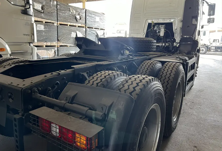 Shacman H3000 6X4 Tractor Head