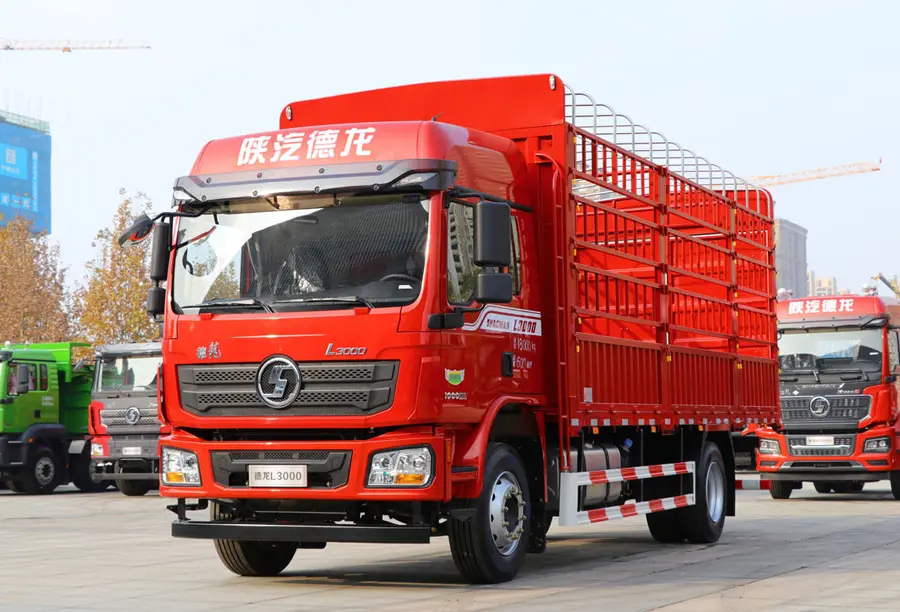 Shacman L3000 4×2 Fence Cargo Truck