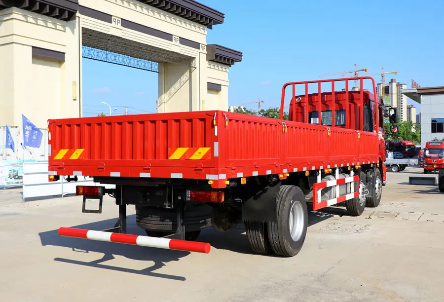 Shacman L3000 6×4 Cargo Truck