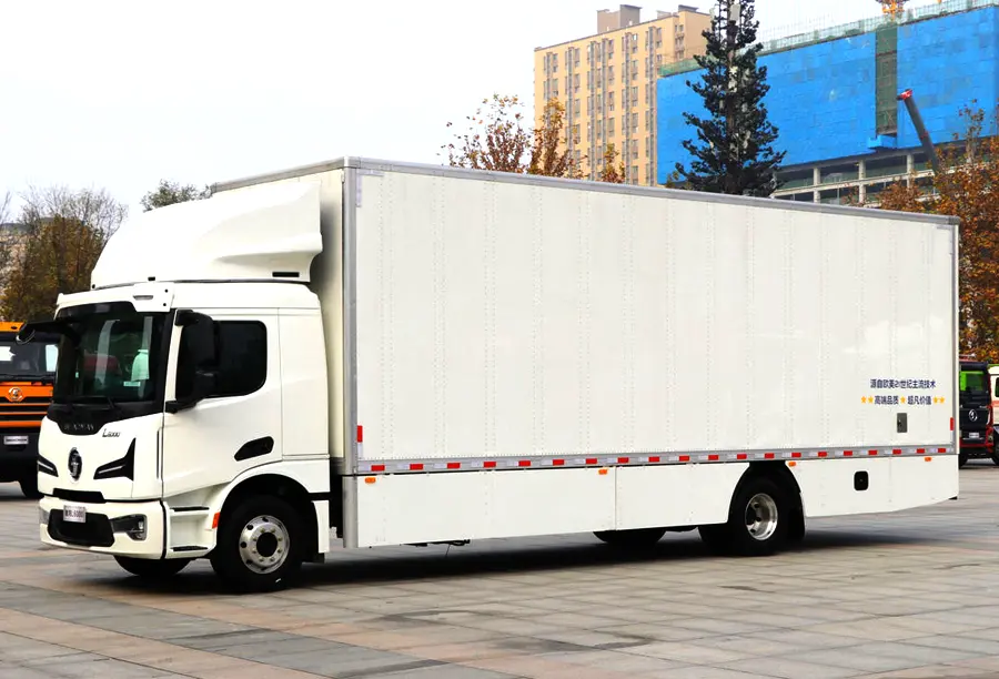 Shacman L6000 Trucks For Sale
