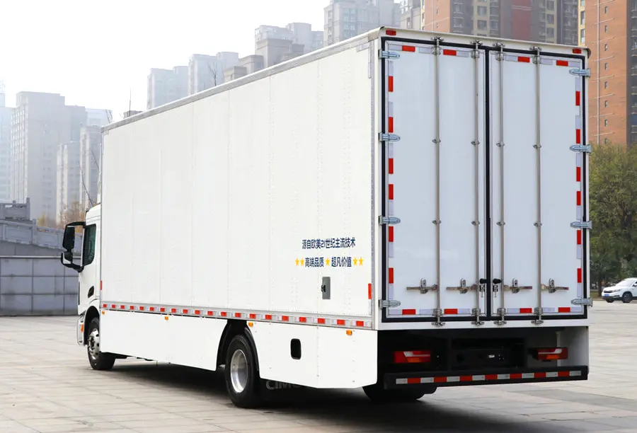Shacman L6000 Trucks For Sale
