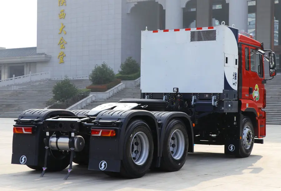 Shacman M3000S Electric Tractor Truck