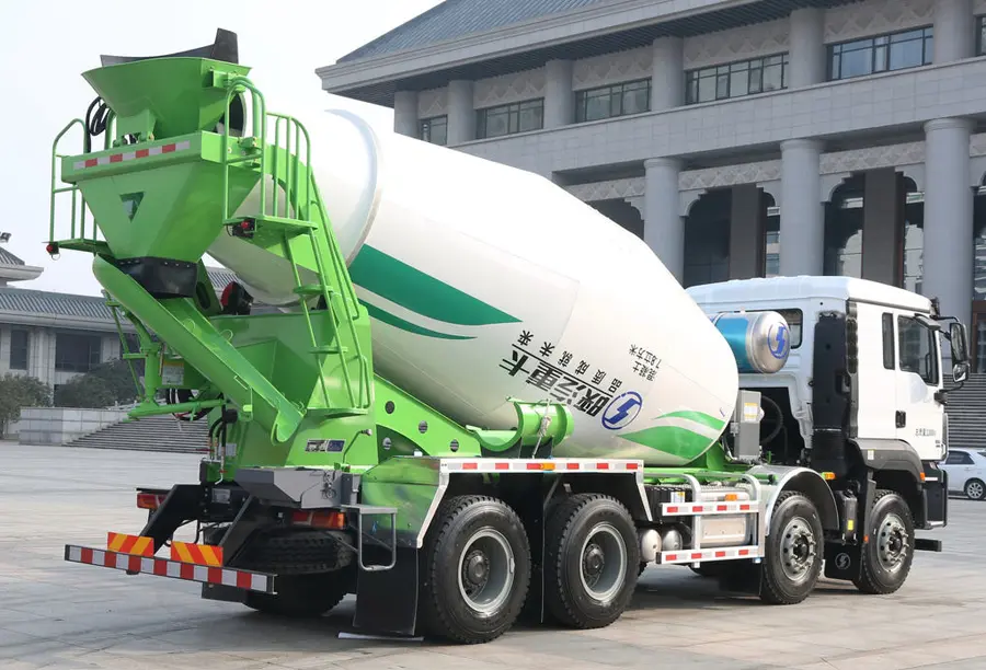 Shacman M3000S Concrete Mixer Truck