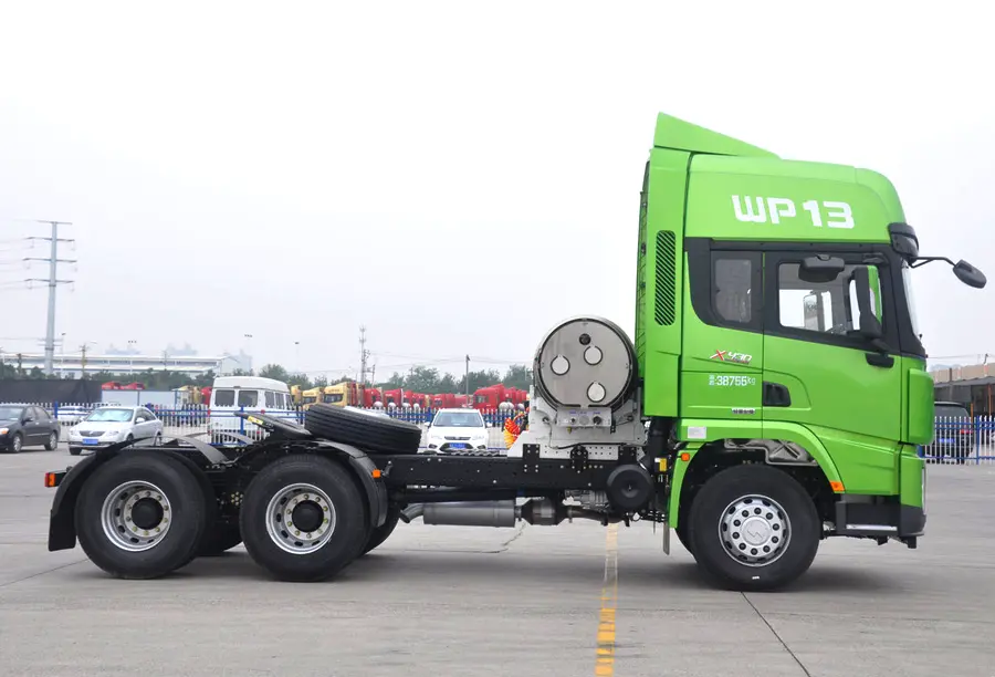 Shacman X3000 430hp 6×4 LNG Tractor Truck
