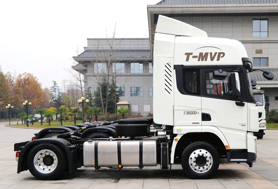 Shacman X3000 4×2 Tractor Truck