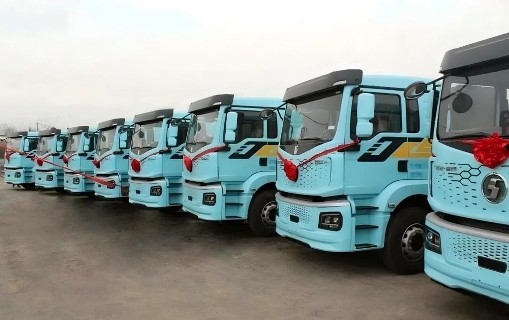 new energy heavy trucks for green industrial logistics